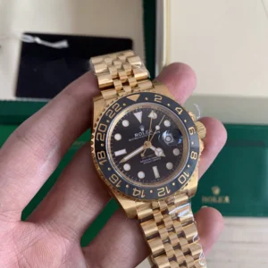 Superclone Rolex GMT-Master II 40 mm Black Dial 126718GRNR