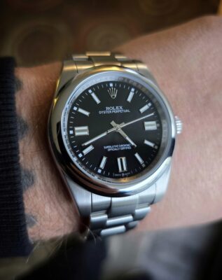 Rolex Oyster Perpetual 41mm Yellow Dial 124300 photo review