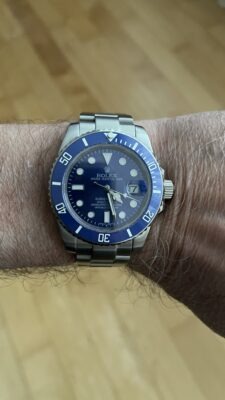 Rolex Submariner 40mm Blue Dial 116619LB “Smurf” photo review