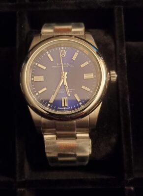 Rolex Oyster Perpetual 41mm Yellow Dial 124300 photo review