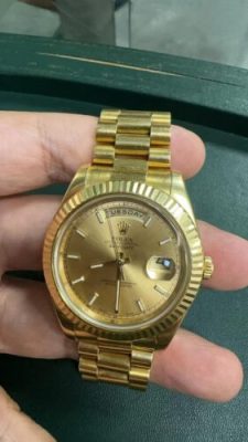Rolex Day-Date II 40mm Ivory Dial 218238 photo review