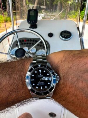 Rolex Submariner 40mm Black Dial 116610LN photo review