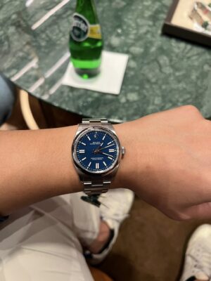 Rolex Oyster Perpetual 41mm Yellow Dial 124300 photo review