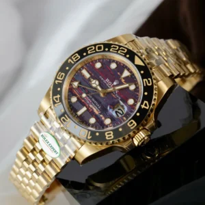 Superclone Rolex GMT-Master II 40 mm 126718GRNR Tiger Iron Dial