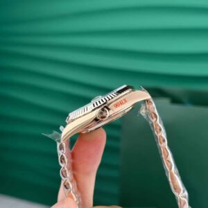 Superclone Rolex Day-Date 40 mm Cadran Ardoise Ombre 228235