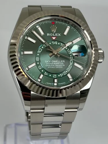 Superclone Rolex Sky-Dweller 42 mm Intense white Dial 336934 photo review