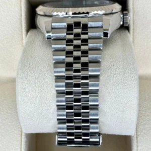 Superclone Rolex Sky-Dweller 42 mm Cadran bleu vif 336934 Jubilee