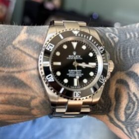 Rolex Submariner 40mm Black Dial 114060 photo review
