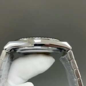 Rolex Land-Dweller 40 mm Oystersteel and white gold