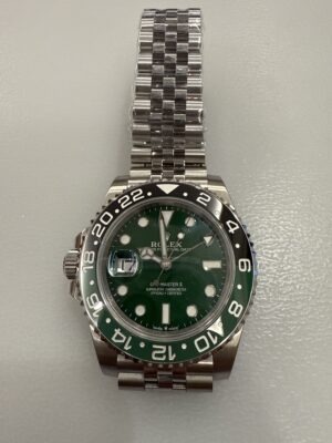 Superclone Rolex GMT-Master II 40 mm 126729VTNR Jubilee “Absinthe” photo review