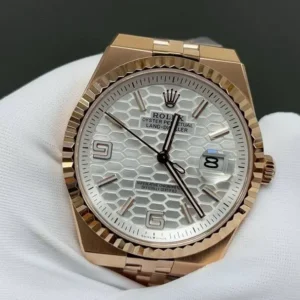 Rolex Land-Dweller 40 mm Everose goud