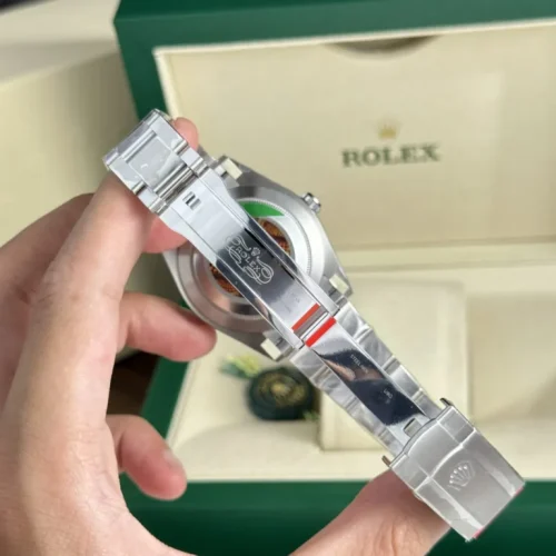 Rolex Oyster Perpetual 41mm Yellow Dial 124300 photo review
