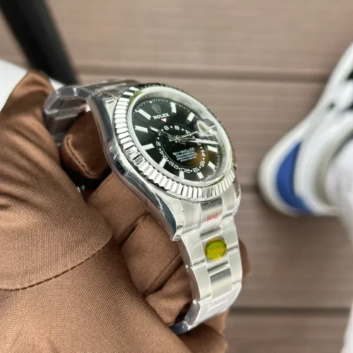 Rolex Oyster Perpetual Lady 34mm Silver Dial 124200 photo review