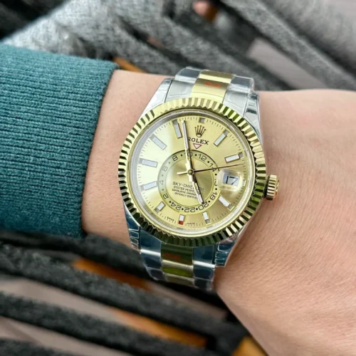 Superclone Rolex Sky-Dweller 42 mm Champagne Dial 336933 photo review