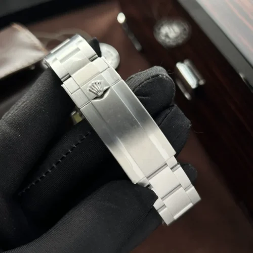 Superclone Rolex Submariner 40mm Green Dial 116610LV “Hulk” photo review