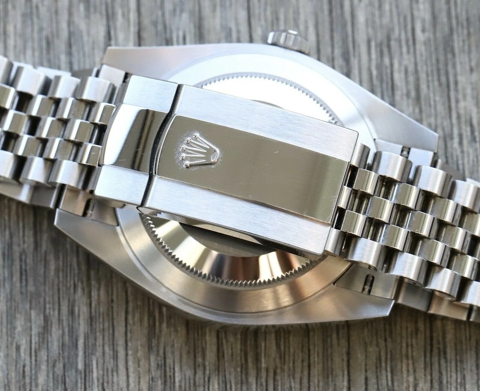 Superclone Rolex Datejust 41mm Cadran Rhodium 126334 “Wimbledon” Flutted / Jubilee