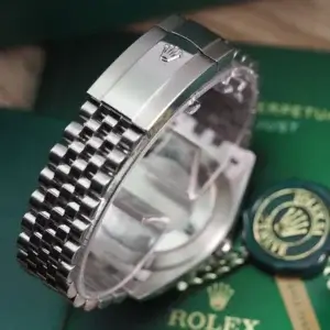 Rolex Datejust 41mm blaues Zifferblatt 126334 Jubilee