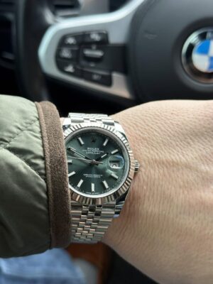 Rolex Datejust 41mm Green Dial 126334 Jubilee photo review
