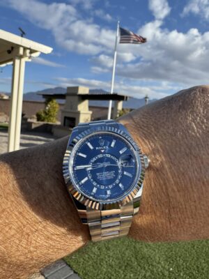 Superclone Rolex Sky-Dweller 42 mm Intense white Dial 336934 photo review