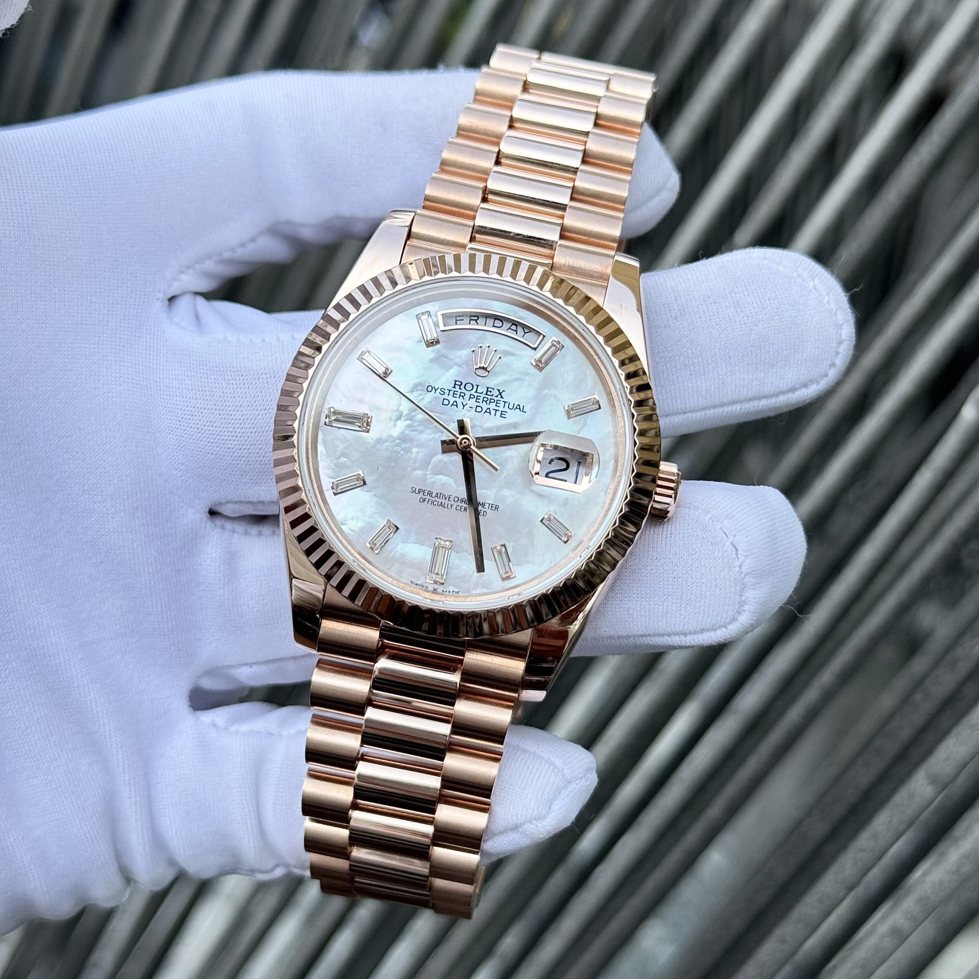 Superclone Rolex Day-Date White Mother-of-Pearl Diamond Dial 128235-0078 36 mm – Image 10
