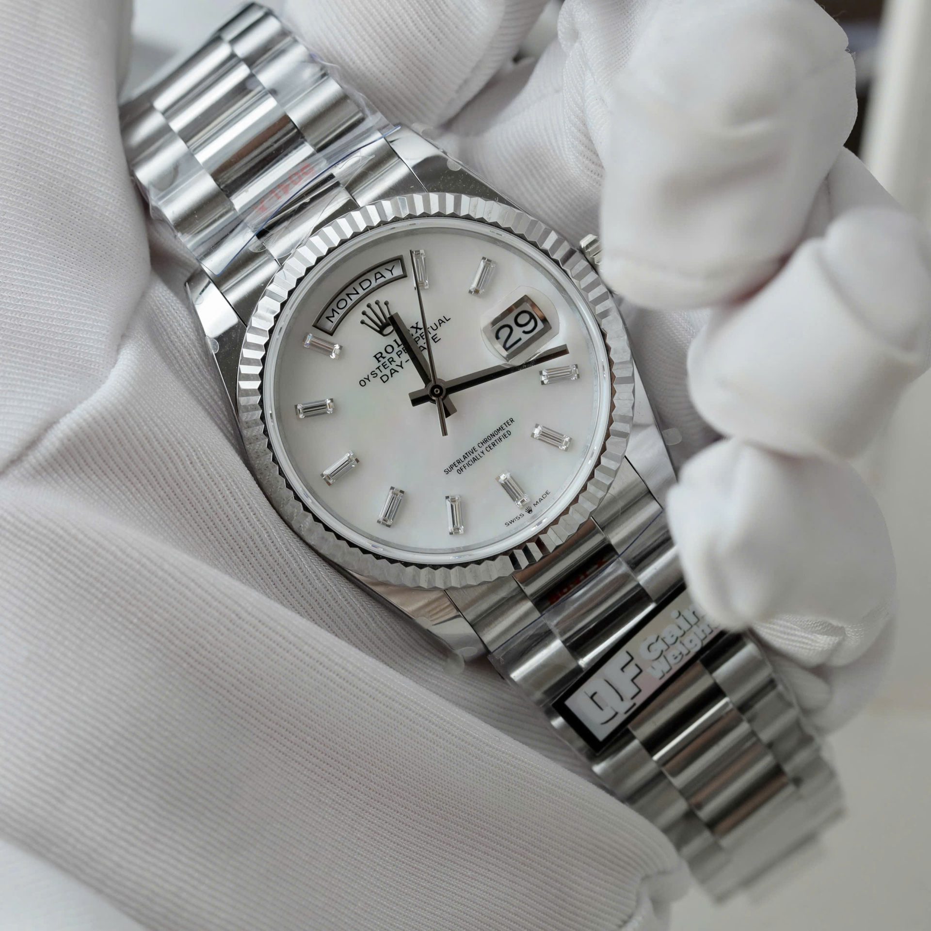 Superclone Rolex Day-Date White Mother-of-Pearl Diamond Dial 128236-0021 36 mm – Image 3