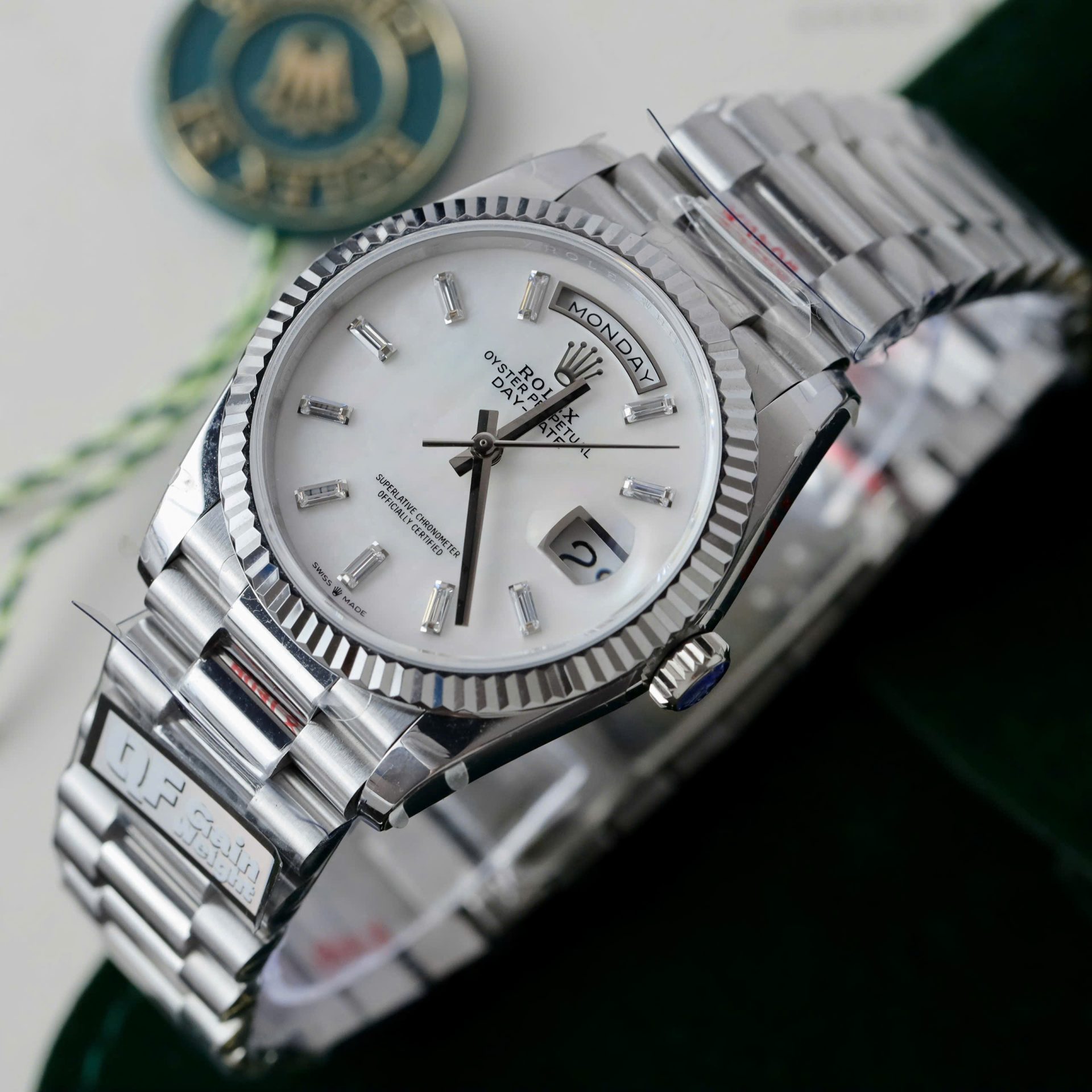 Superclone Rolex Day-Date White Mother-of-Pearl Diamond Dial 128236-0021 36 mm – Image 4