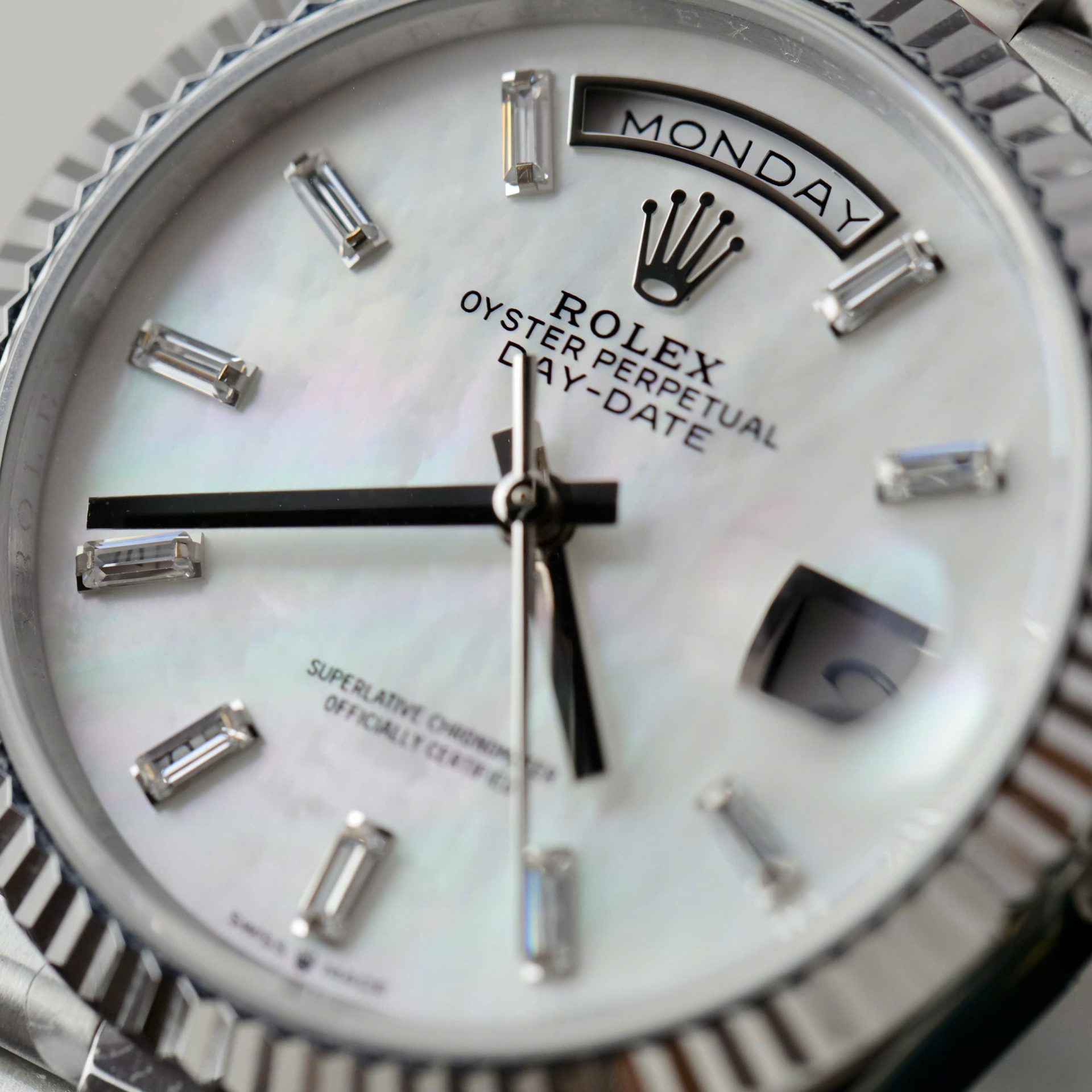 Superclone Rolex Day-Date White Mother-of-Pearl Diamond Dial 128236-0021 36 mm – Image 5