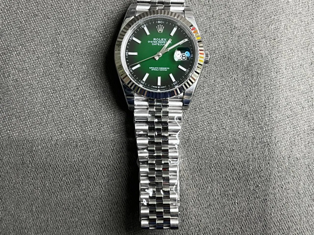 Rolex Datejust 41 Green Ombré Dial (2026) Jubilee - Image 2