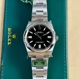 وجهة نظر بديلة لـ Replica Rolex Oyster Perpetual Black Dial 124300 41 mm