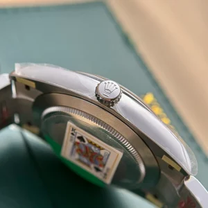 Replica Rolex Oyster Perpetual Black Dial 124300 41 mm