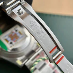 Replica Rolex Oyster Perpetual Black Dial 124300 41 mm