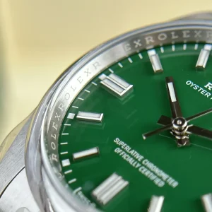 Replica Rolex Oyster Perpetual Green Dial 124300 41 mm