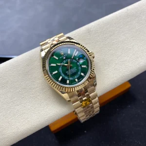 Rolex Sky-Dweller Green Dial 336938 (Jubilee)