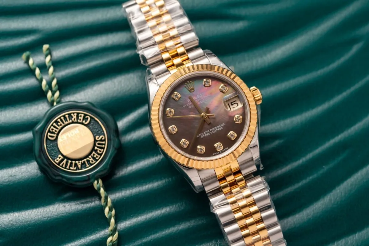 Rolex Datejust Black Mother of Pearl Diamond Dial 278273-0024 31 mm - الصورة 4