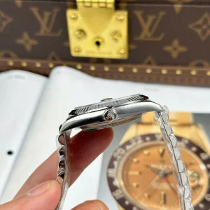 Rolex Datejust Bright Blue Diamond Dial 126334-0016 41 mm