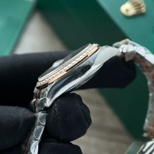 Rolex Datejust Mother of Pearl Diamond Dial 126201-0021 36 mm