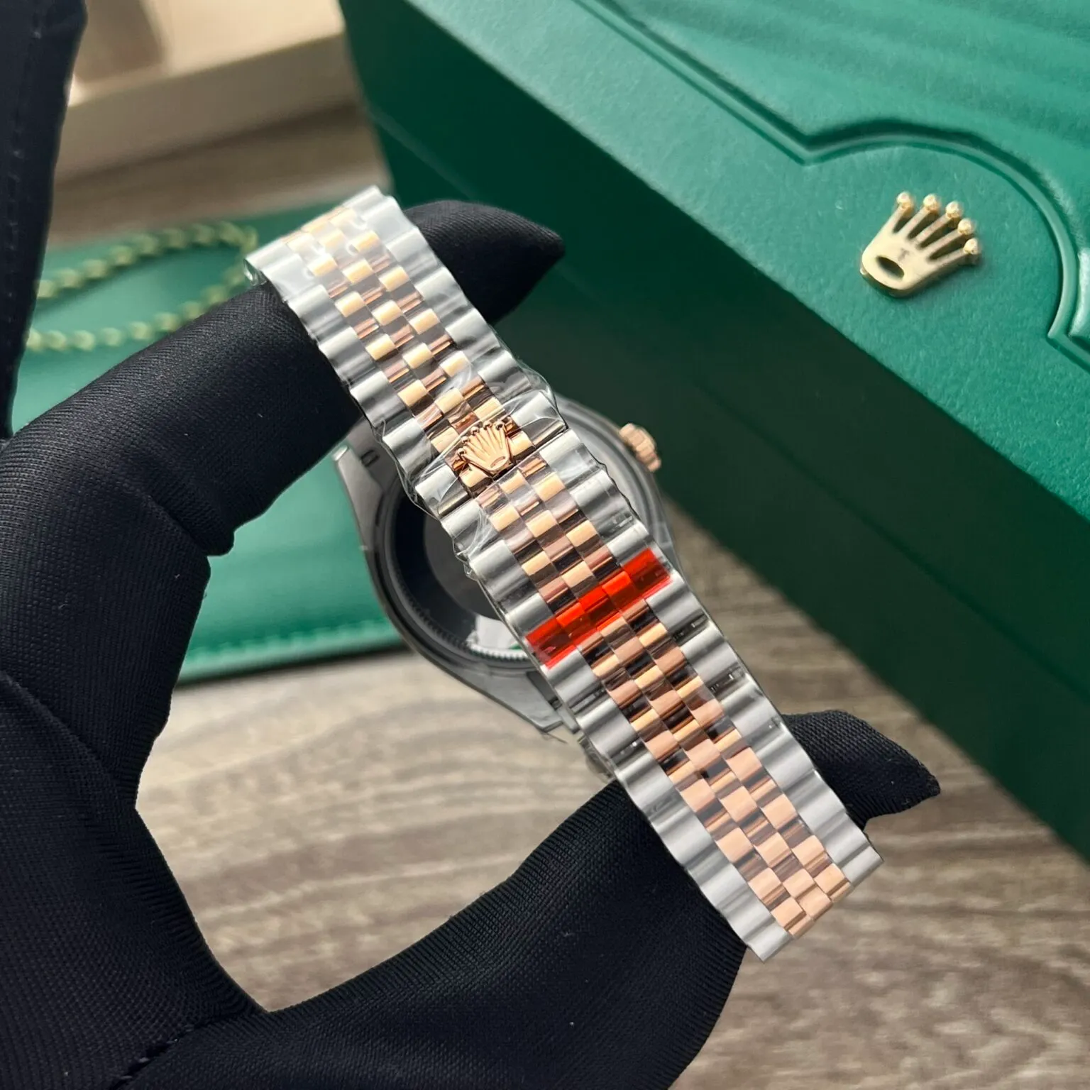 Rolex Datejust Mother of Pearl Diamond Dial 126201-0021 36 mm – Image 8