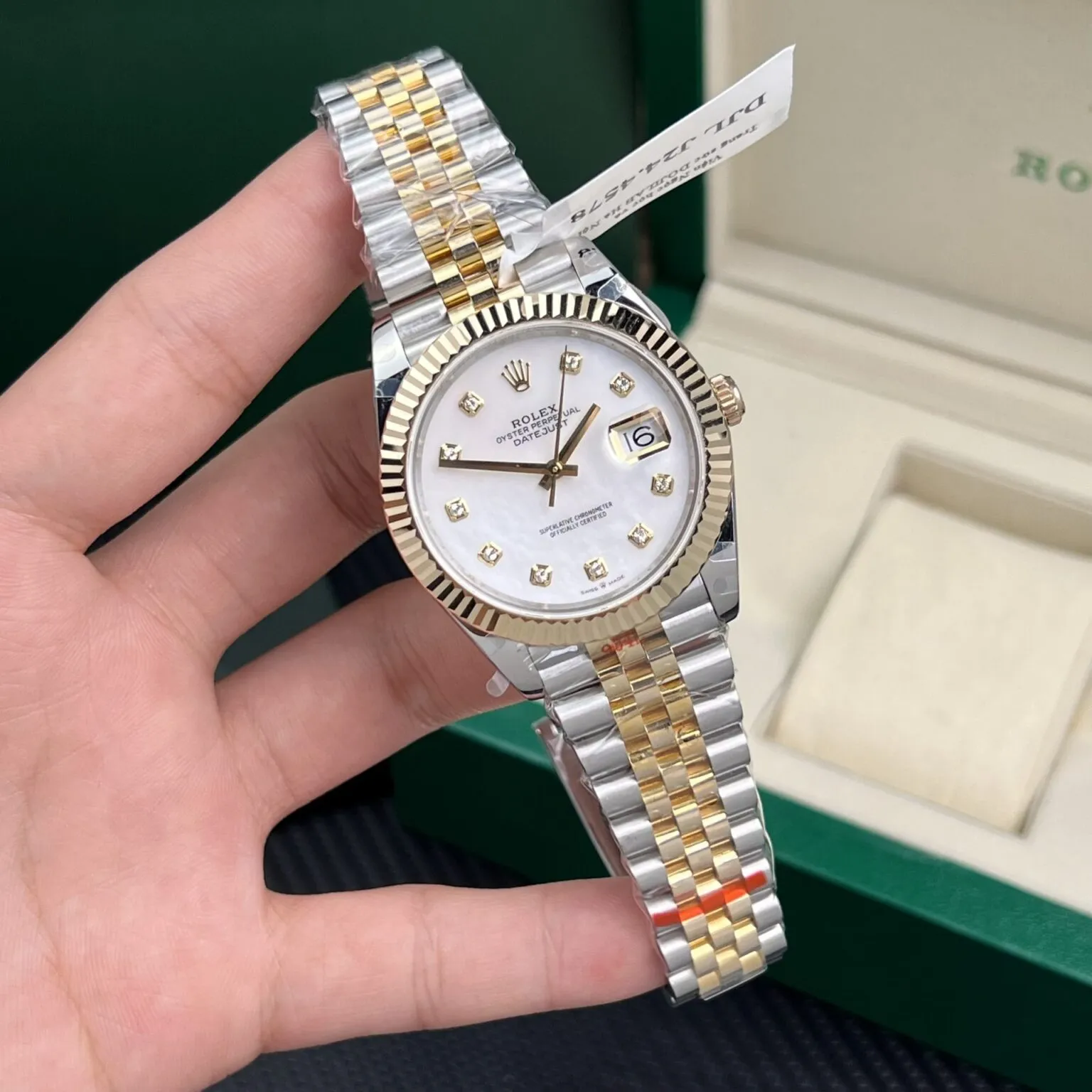 Rolex Datejust Mother of Pearl Diamond Dial 126283RBR-0009 36 mm - الصورة 2