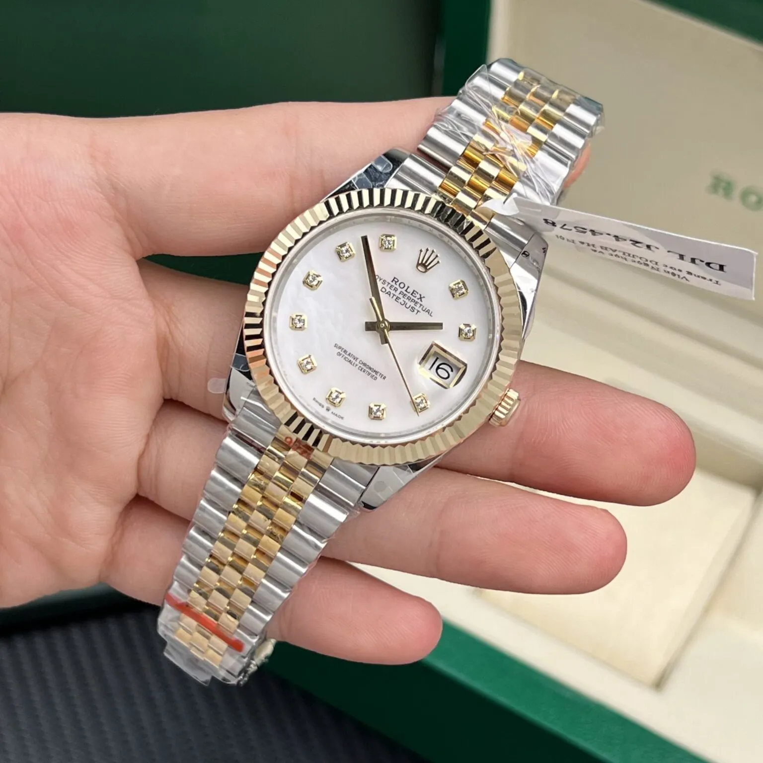Rolex Datejust Mother of Pearl Diamond Dial 126283RBR-0009 36 mm - الصورة 3