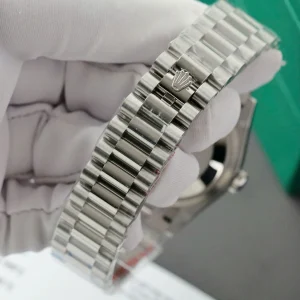 Superclone Rolex Day-Date Diamond-Paved Dial 128236-0003 36 mm