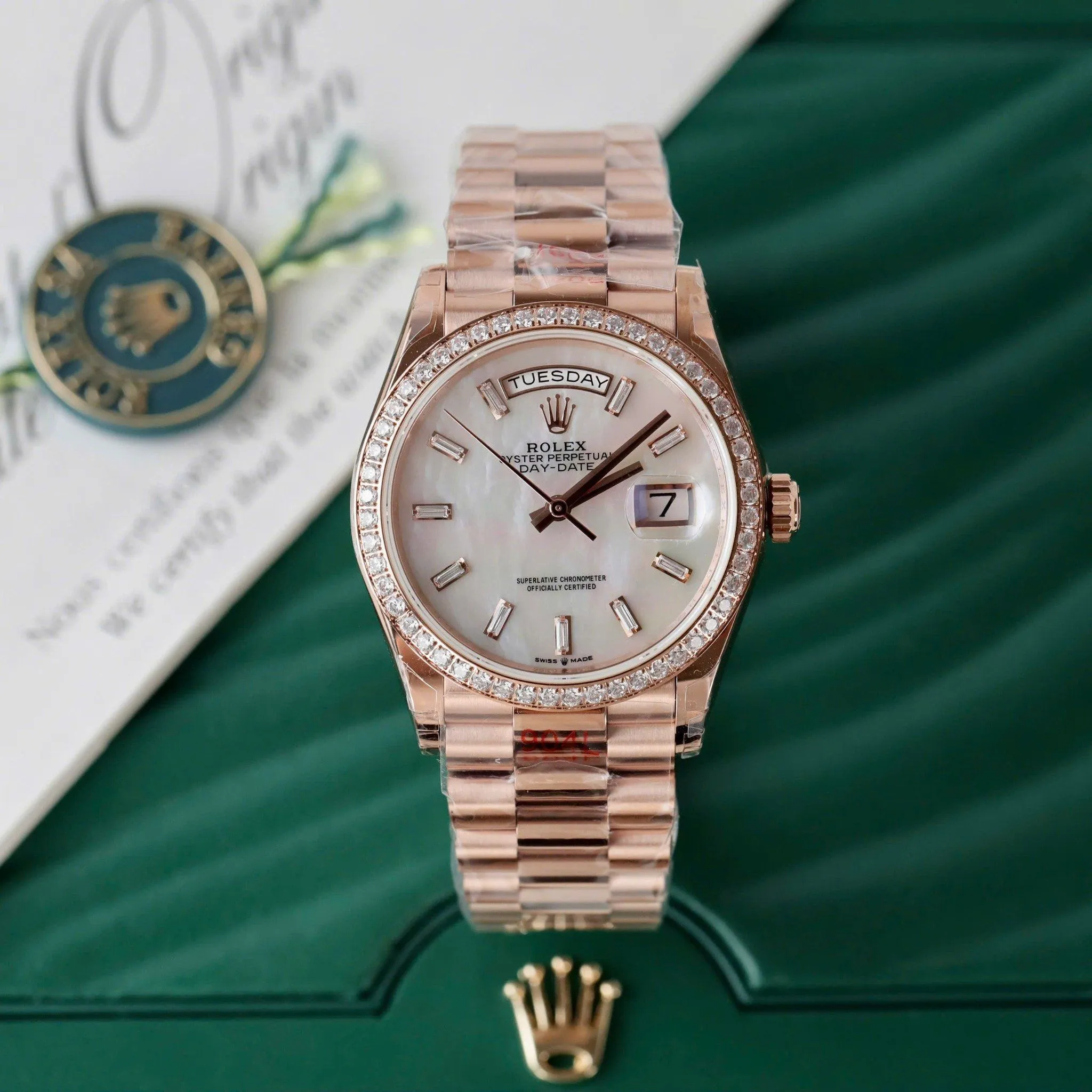 Superclone Rolex Day-Date White Mother-of-Pearl Diamond Dial 128345rbr-0077 36 mm – Bild 2