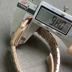 Rolex Land-Dweller 40 mm Everose gold (2025)