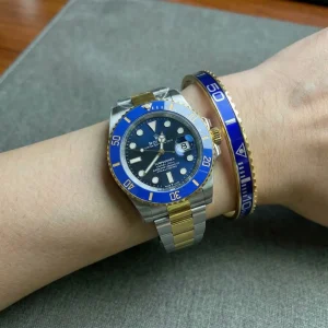 Bluesy Blue Submariner Gold Tone Bracelet